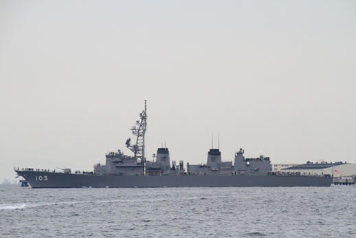 The MSDF destroyer Yudachi. (©Photozou)